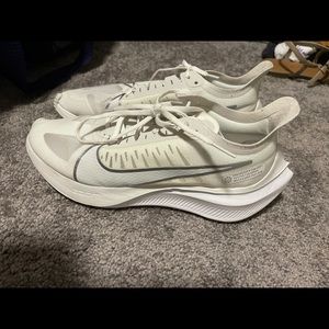 Women’s Nike Zoom size 9.5
